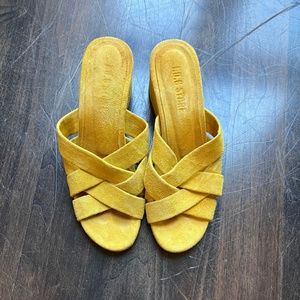 No. 6 Orlando woven wedges, suede yellow, size 7